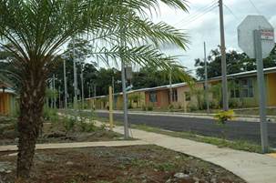 Entrega llaves proy don Otoniel (105)