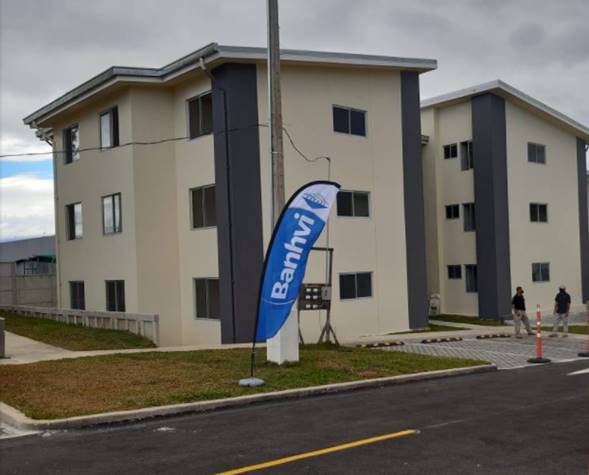 Edificios de apartamento del Condominio Almendares I.