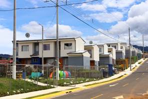 Las Anas  (105)
